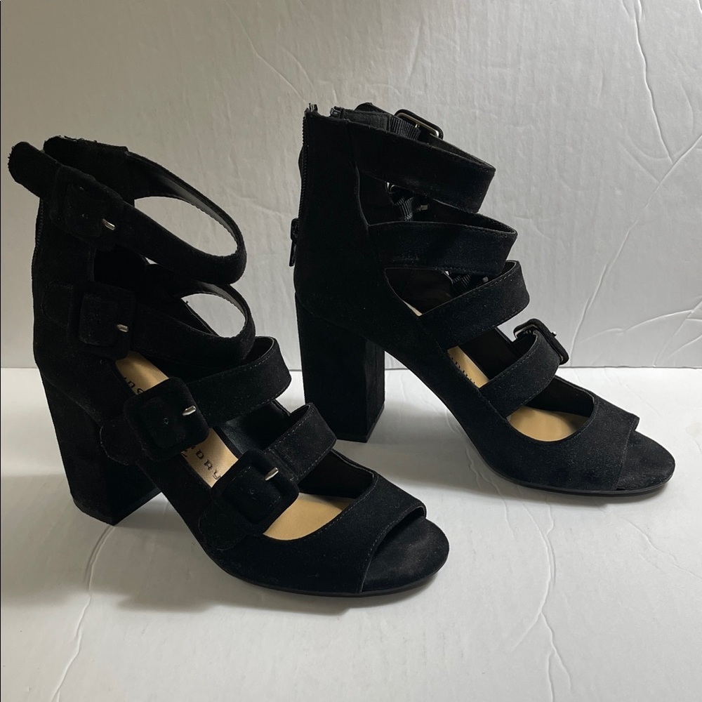 Chinese Laundry Women’s Black velvet Multi-Strap Heels size 6.5 - Picture 3 of 16